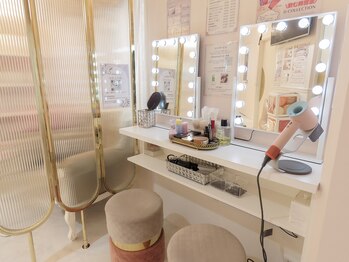 R-1ビューティーサロン 表参道/ドレッサー