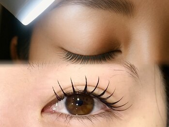 プラド 心斎橋店の写真/理想のパッチリ目元に♪ノーメイクでも自信のもてるスッピン美人に☆忙しい朝も時短で可愛くなりたい貴女へ