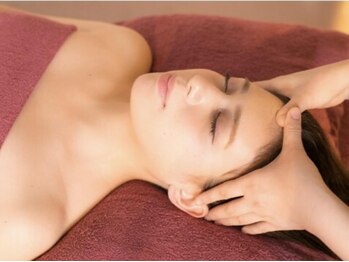 台湾式リラクゼーションサロン オーラ神保町店(Aura)の写真/セルフケアではどうにもならない頭のこりは【Aura 神保町店】のヘッドスパで改善!睡眠の質の改善にも♪