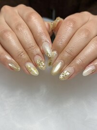 ホワイトニュアンスネイル