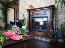 ヘルス アンド ビューティ 波の音(Health ＆ Beauty 波の音)/インテリア（暖炉）