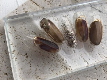 アムール(AMOUR)/brown magnet nuance