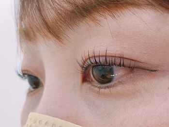 アマービレ(Amabile)/ラッシュリフトまつ毛パーマ