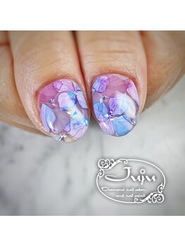 ジュジュ(Juju)/手書き水彩　紫陽花ネイル