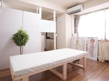 コム(COM)/施術室1