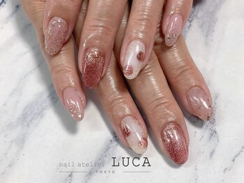 ネイルアトリエルカ(nail atelier LUCA)/W-240 大人可愛い薔薇ネイル