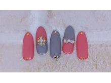 シャンティー ヒラギシ(Shanti hiragishi)/