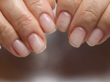 クロ(KURO)/自爪風ネイル/柳津ネイルサロン