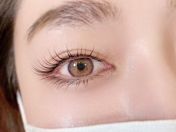 ジジ インターパーク宇都宮(Gigi)の写真/【完全個室でゆったり♪】“可愛い”“似合う”目元へ♪人気のマツパ・パリジェンヌ/美眉Wax/LEDマツエク◎