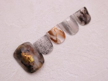 エミュネイル 関内(emunail)/ニュアンスフットネイル