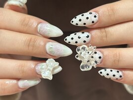 ドット＆ローズネイル