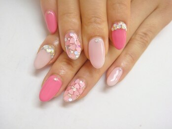 ハート埋め込みネイル¥8500