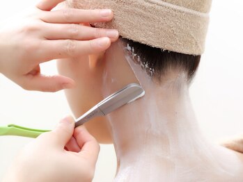 ラッド(RAD)/うなじシェービング<京都山科店>