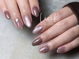 大人キレイ　マグネットネイル