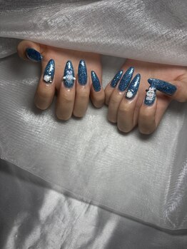 ルビーナ(Rubyna)/ギラッギラな青ラメワンカラー☆