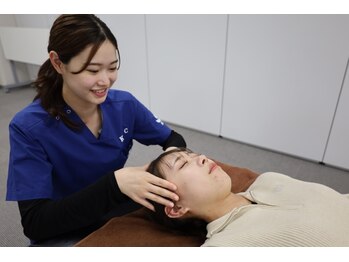 小林整骨院 梅田の写真/【ヘッドマッサージ】頭の重だるさに、極上のご褒美タイム