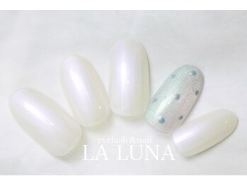 ラルナ ネイルアンドアイラッシュサロン(LA LUNA nail & eyelash salon)/26年7月8月◇定額ナチュラル◇