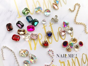 ネイルミー(nail me!)/輸入の大振り主役パーツ