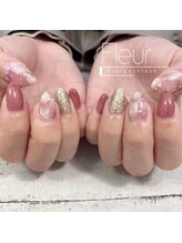 ネイル アンド アイラッシュ フルール 新宿店/120分コース☆やり放題