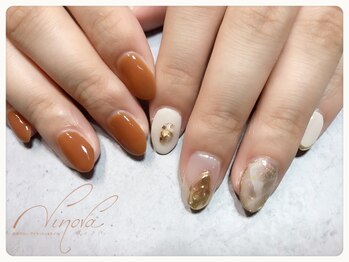 ヴィノバ(VINOVA)/アシンメトリー♪