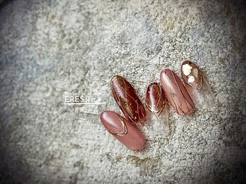 エレストゥ(ERES Tu)/