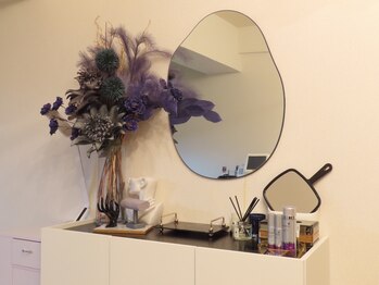 TBL トータルビューティーラボ 六本木(Total Beauty Lab)の写真/洗練された六本木のラグジュアリーな完全個室で極上のひとときをご提供◎お得なクーポンも多数ご用意♪