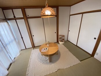 グーピス(goopis)の写真/《ママさんにもオススメ★》キッズスペースありの完全プライベート空間で美しい目元へ導きます♪