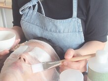 グレイティア(gratia)/バクテリウムピール施術中