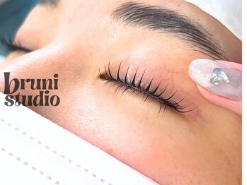 ブルーニスタジオ 表参道(bruni studio)/韓国式まつげパーマ