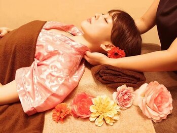 愛麗リラク&エステサロンの写真/PC・スマホ疲れに◎極上ヘッドスパで癒やされ、目元ケア付でリフレッシュ！