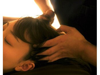 リラクゼーションマッサージ まんてん 北一条店の写真/ハリ・むくみ・歩き疲れに!【4月限定ご褒美☆足つぼ×フットリフレ＋全身もみほぐし80分¥7900/100分¥9500】