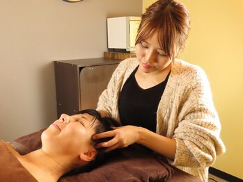 リンパケア 月の輪/癒しのヘッドスパ