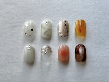 ヨーク(YOKE)の写真/【シンプルなのに、印象に残る…♪】春を彩る大人のための洗練ネイル！