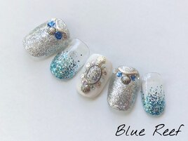 ラメグラデーションサマーネイル