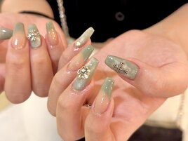 フレンチ×ニュアンスネイル