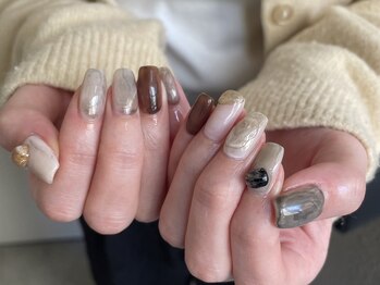 リリ ネイルアンドアイラッシュ(LiRi nail&eyelash)の写真/丁寧なカウンセリングとデザインの再現力で満足度◎季節のトレンド＆ニュアンスアートもLiRiにおまかせ！