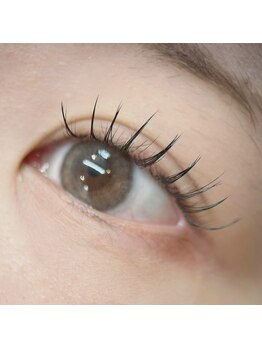 ルリアン チッタ/束間マツエク