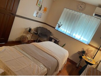 リラクゼーション ティム(Relaxation Tim)の写真/スペシャル生コラーゲン♪30代、40代、50代 大人気！！（デコルテマッサージ＆炭酸パック込）