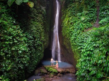 アジアンリラクゼーション ヴィラ 福岡東店(asian relaxation villa)/バリ；Leke Leke Waterfall