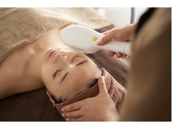 ミヌエット 新宿御苑(Minuet)/光フェイシャル