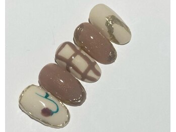 メゾンミズホ(Maison Mizuho)/Beige×White