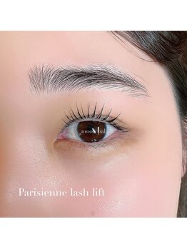 ムーンパレス(Moon Palace)/パリジェンヌラッシュリフト