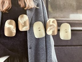 シンプルニュアンスネイル