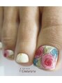 クチュリエール(Couturie're)&nbsp;水彩Artが得意です。ジェルでは出せない優しい雰囲気なアートに