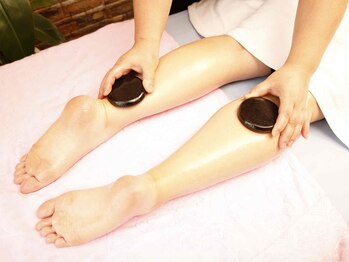 癒し空間ココ 立川店/30分全身指圧と30分下半身オイル