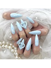 カメリア(Camelia)/水色ネイル