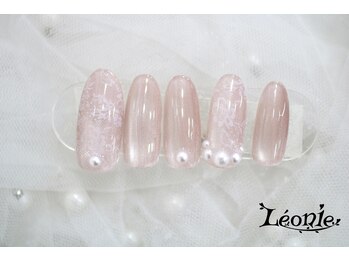 レオニー(Leonie)/レース×マグネットネイル