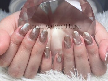 ティアラ(Tiara)/マグネットネイル