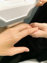 ハーニーズ(HARNEYS)/【腕脱毛】照射