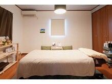 2階の右側のお部屋です。